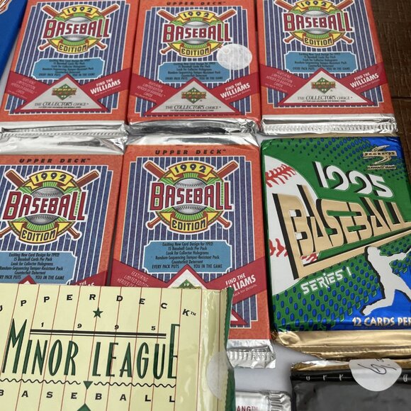 Wax Packs 12 Pack Lot Baseball Cards Vintage - Picture 5 of 7